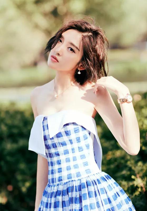 俏皮可愛唐藝昕 俏皮可愛唐藝昕