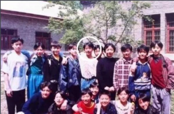 黃曉明和他的兩個女人：和楊穎的愛情由甜蜜變苦澀，取關趙薇