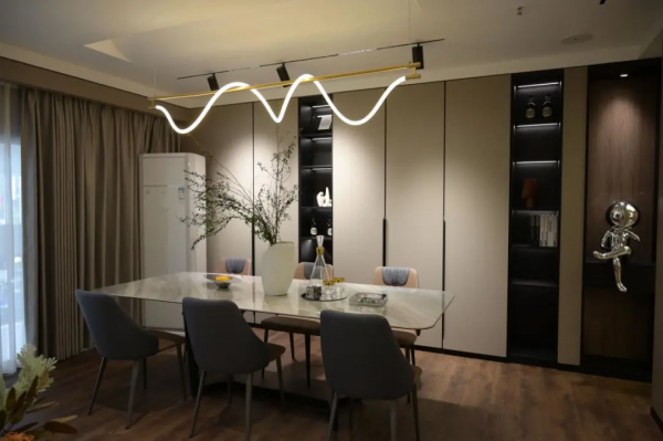 “不能沒有陶瓷，也不能只有陶瓷”！鷹牌董事長吳啟超5點判斷