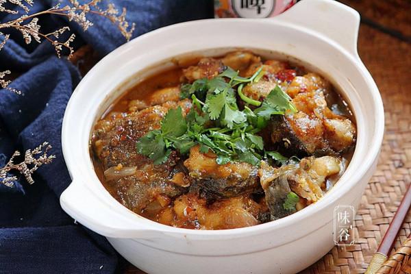 天冷,我家就饞這道菜,一滴水不放,燜一燜噴香入味,好吃又暖和 天冷,我家就饞這道菜,一滴水不放,燜一燜噴香入味,好吃又暖和