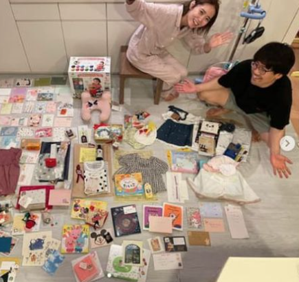 日本癌症媽媽瀕臨死亡還執意生娃，24歲去世留下孩子！臨終日記引無數非議…