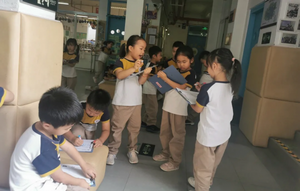 娃哭鬧著不想上學?扒一扒選幼兒園的那些事兒 娃哭鬧著不想上學?扒一扒選幼兒園的那些事兒