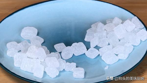 做排骨，切記不要焯水跟油炸了，教你一個做法，軟爛脫骨，超下飯