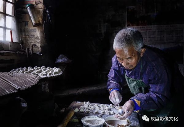 10月太行秋攝 天路、掛壁公路、石板房曬秋、古村落風光人文訓練營