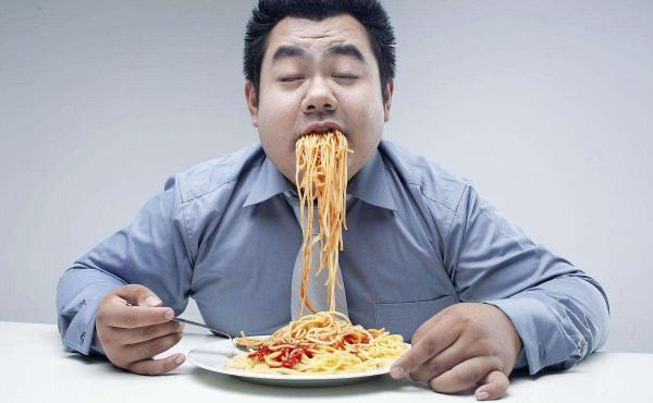 男性一到中年就“發福”？提醒：掌握這6個“妙招”，或健康減肥