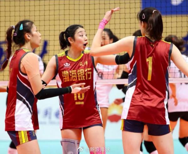 盤點女排各球隊有哪些老將退役淡出?誰初升成年隊就迎來上位機會?