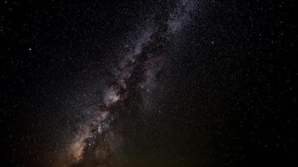 不可思議的“電子雙縫實驗”，是不是暗示了整個世界都是虛擬的？