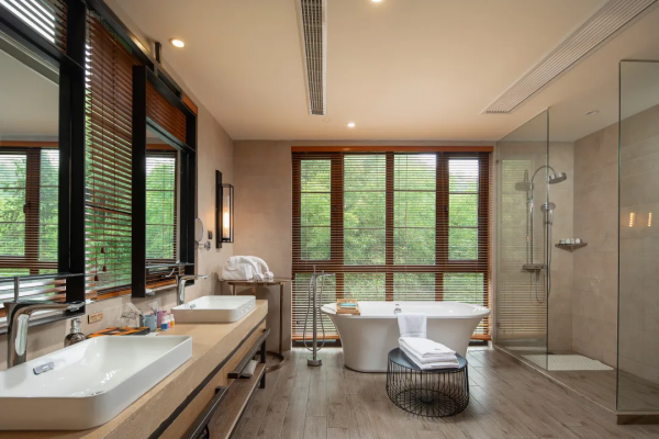 莫干山首家擁有明星代言網紅森林民宿，35米竹林滑梯丨宿裡FUN集