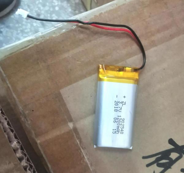 中鋰——收音機鋰電池902548