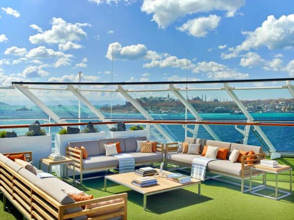 2021年12月，首艘中國籍奢華遊輪來啦！出海跨年，探秘南海