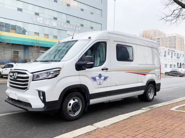 吉姆西大通V90加長軸超高頂 功能豐富 水電充足 高品質移動之家 吉姆西大通V90加長軸超高頂 功能豐富 水電充足 高品質移動之家