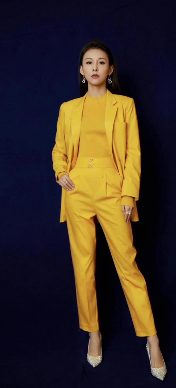 明星超高畫質美圖賈青