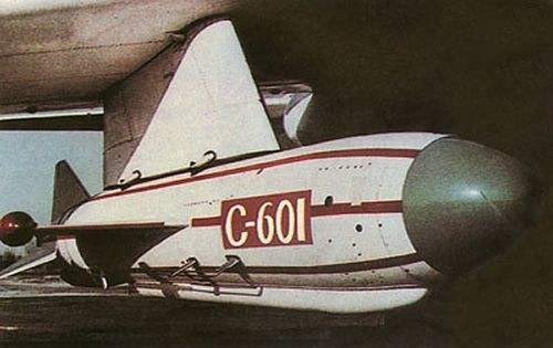 轟六D波斯灣發射C-601導彈,美軍巡洋艦狼狽躲避,重型油輪遭擊沉 轟六D波斯灣發射C-601導彈,美軍巡洋艦狼狽躲避,重型油輪遭擊沉