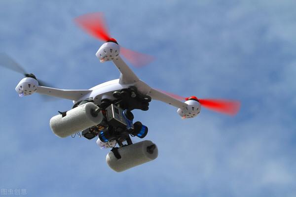 為什麼手機那麼小，電池 4500 mAh，而無人機 3800 mAh 已經是很大？