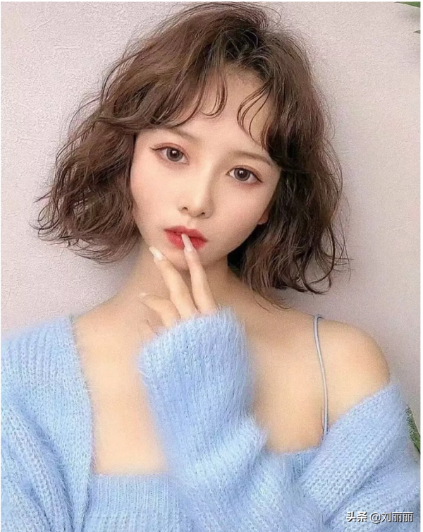 選髮型難嗎?蓬鬆立體時尚瘦臉就夠了,就像這18款 選髮型難嗎?蓬鬆立體時尚瘦臉就夠了,就像這18款