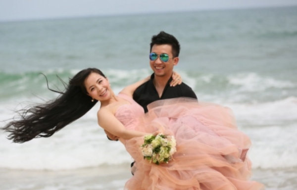 從央視的破例，到半夜“抱怨帶娃”，午夜夢迴時王二妮有後悔嗎？