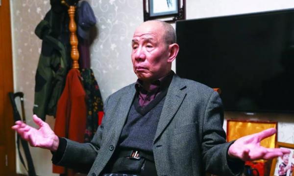 一個被導演跪求演戲的男人，一生不拍廣告，老戲骨魏宗萬值得敬佩