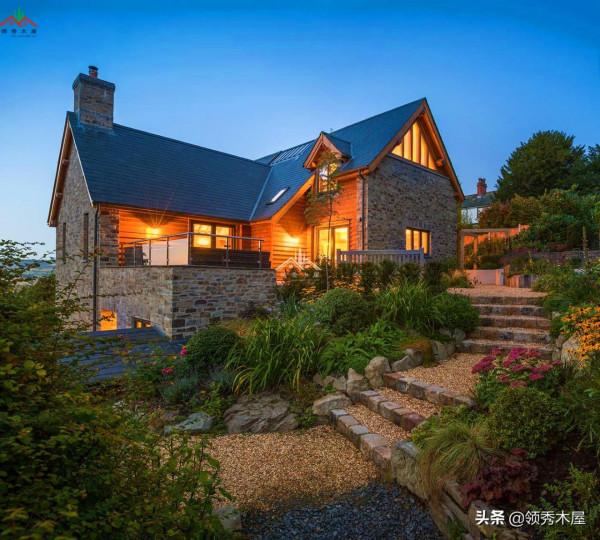 以木為主體框架，石材為牆，這才是真正的鄉村田園風格木別墅木屋