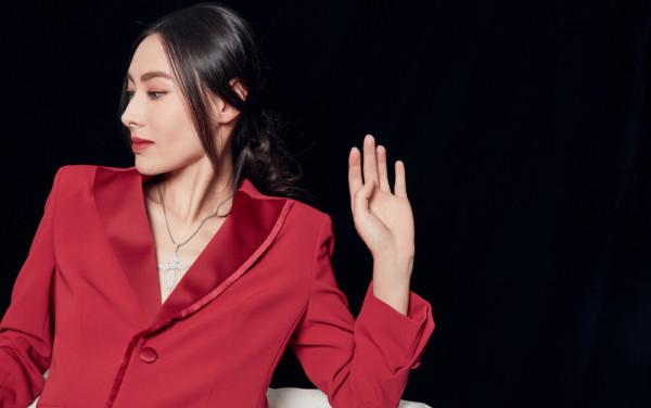 李澤楷前女友“骨相美人”梁洛施高冷美豔，分手後復出依舊亮眼