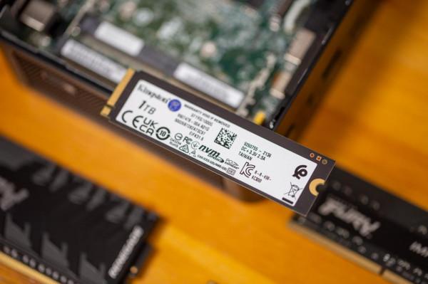 第一次裝機？不會？來一臺intel NUC試試？intel 獵豹峽谷裝機分享