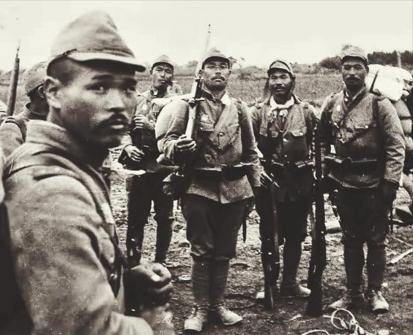 日本戰犯供述新兵訓練內容:有一種殘忍的訓練把新兵嚇得面色慘白 日本戰犯供述新兵訓練內容:有一種殘忍的訓練把新兵嚇得面色慘白