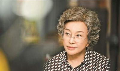 強行裝嫩的八位女明星，章子怡、周迅在列，扮相太過辣眼睛