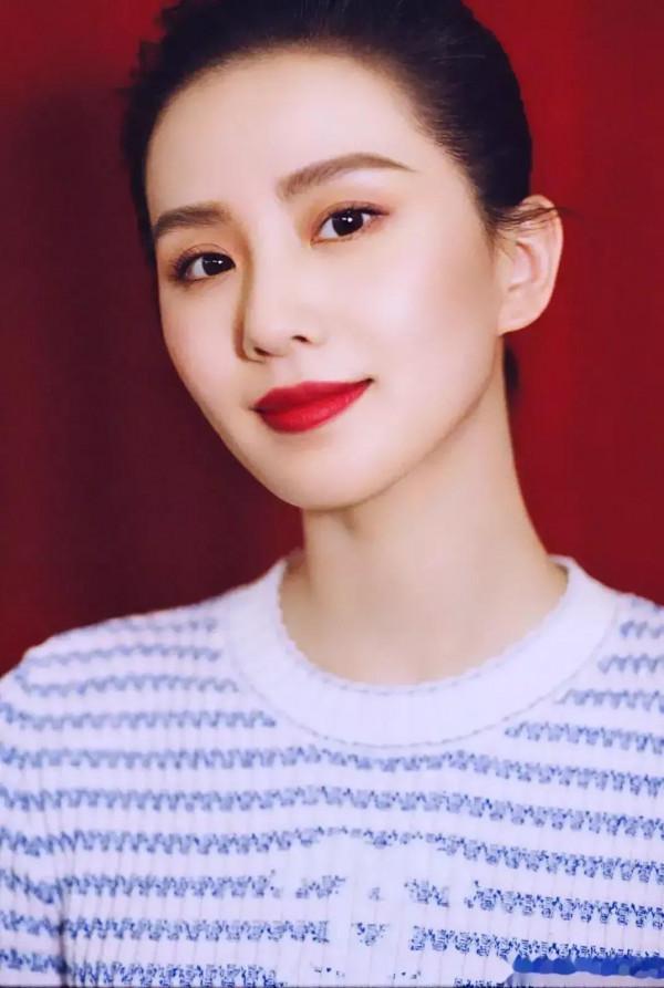 30多位絕色美人大比拼,還是蔣欣最漂亮 30多位絕色美人大比拼,還是蔣欣最漂亮