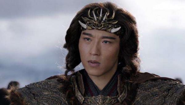 《斛珠夫人》同為親兄弟，長相一樣，為何奪洛要殺方卓英？