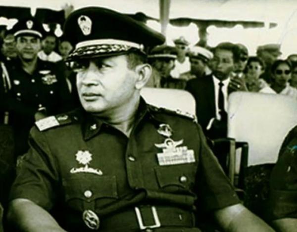 “惡魔首相”蘇哈托:沾30萬華人鮮血,貪汙350億美元,卻得善終 “惡魔首相”蘇哈托:沾30萬華人鮮血,貪汙350億美元,卻得善終