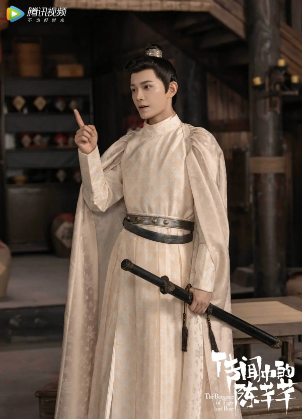 盤點 95後男星的影視作品古裝扮相，各有特色，都很好看