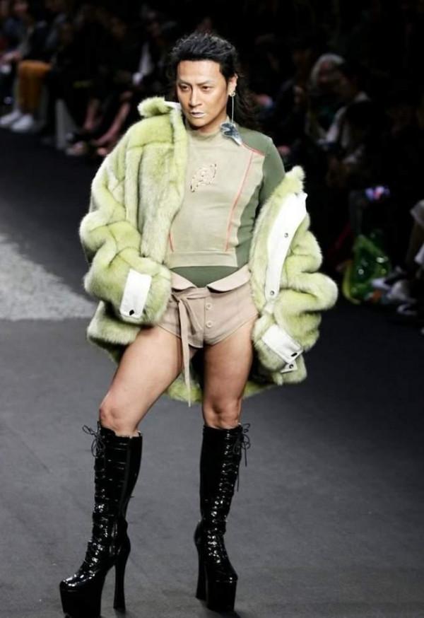 《李茂扮太子》,2022年橫空出世的一部爛片 《李茂扮太子》,2022年橫空出世的一部爛片