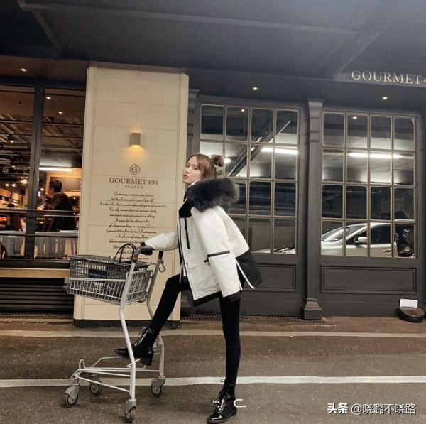 羽絨服、大衣都過時了！今年真正流行的是“派克服”，時髦還百搭