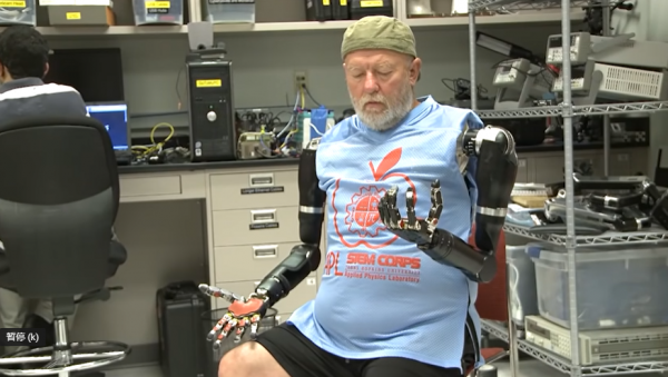 輕鬆抓雞蛋、剪紙、夾晶片，這隻“機械爪”堪比人手