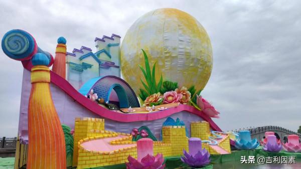 賞中秋燈會，遊夜美周莊