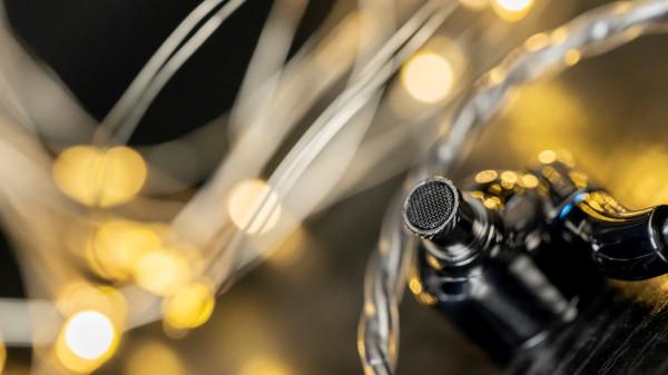 不到4000元就可以享受頂級音質,飛傲FD7純鈹振膜耳機評測 不到4000元就可以享受頂級音質,飛傲FD7純鈹振膜耳機評測