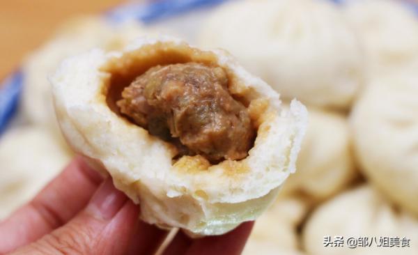 做肉包子，牢記“3點竅門”，包子鮮香流汁，不輸外面買的灌湯包