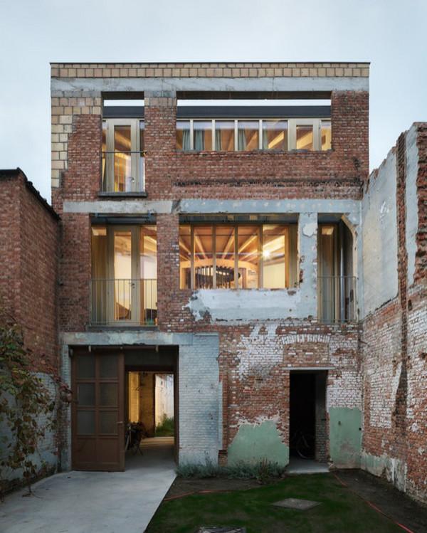 歐洲農村的自建房,追求的是真正的原生態 歐洲農村的自建房,追求的是真正的原生態