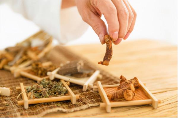 肝癌腹水難消,只能反覆抽腹水?老中醫經驗分享,應對頑固腹水 肝癌腹水難消,只能反覆抽腹水?老中醫經驗分享,應對頑固腹水