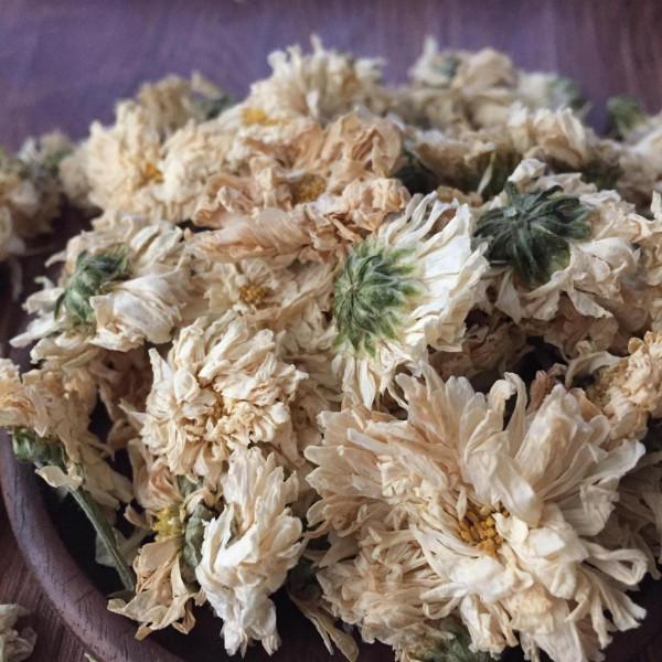 口苦口乾口臭，體內藏有三把火，送你三個泡茶瀉火方法，請欣賞