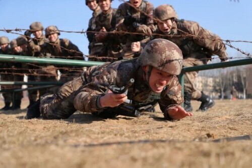 雙胞胎同年考上大學，同年參軍入伍守衛祖國邊防線！這樣的人生不要太精彩