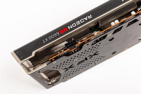 安鈦克 風行者DF700Flux-3A 裝機分享-5800X+X570S+6600XT