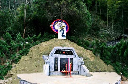 項英保姆，給偉人弟弟守墓75年，去世前囑咐後人：把墓守下去