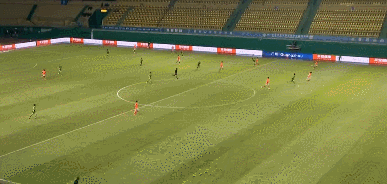 中超神劇情：短短9分鐘，誕生1進球+2張紅牌，球員和裁判都上頭了