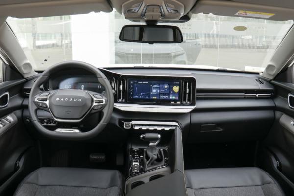 寶駿Valli（嚮往）：不到8萬塊買正統旅行車，夠“嚮往”嗎？