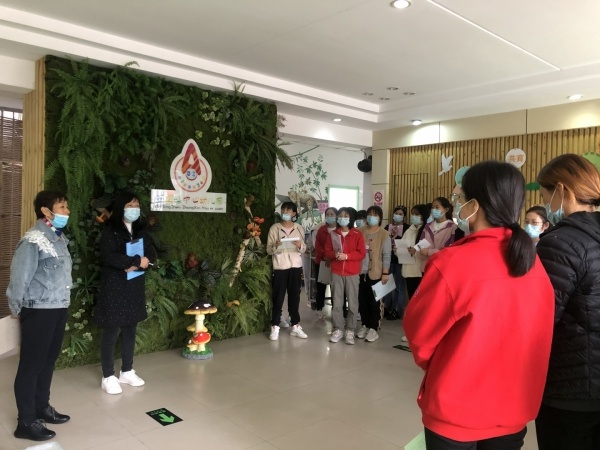 讓牆飾會說話——安定中心園班級環境評比活動