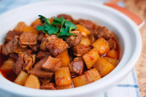 冬天到了,教你4道熱乎乎的菜餚,暖心又暖胃,好吃不貴又實惠 冬天到了,教你4道熱乎乎的菜餚,暖心又暖胃,好吃不貴又實惠