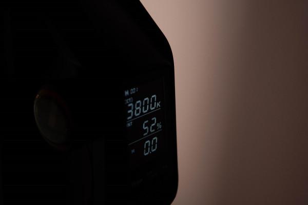 永諾又不務正業了——YN660一款價效比極高的45W棒燈輕體驗 永諾又不務正業了——YN660一款價效比極高的45W棒燈輕體驗