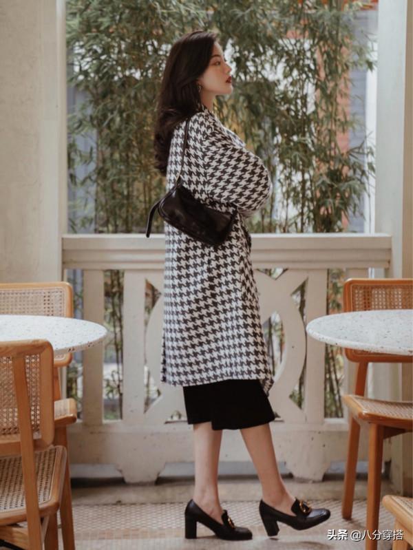 今年“千鳥格大衣”火了,建議選這幾種,照穿不出錯,保暖洋氣 今年“千鳥格大衣”火了,建議選這幾種,照穿不出錯,保暖洋氣