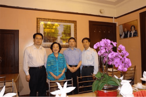 袁世凱死後，子孫過得如何？孫子成物理學家，孫女八旬仍開西餐廳