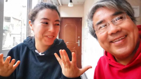 從毛阿敏身價百億60歲老公突然逝去看人間煙火最值得珍惜